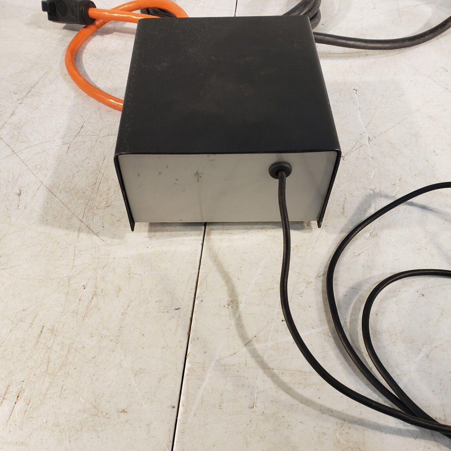 Relay Controlled Power Switch, 3-Prong Power Input And Output 120v