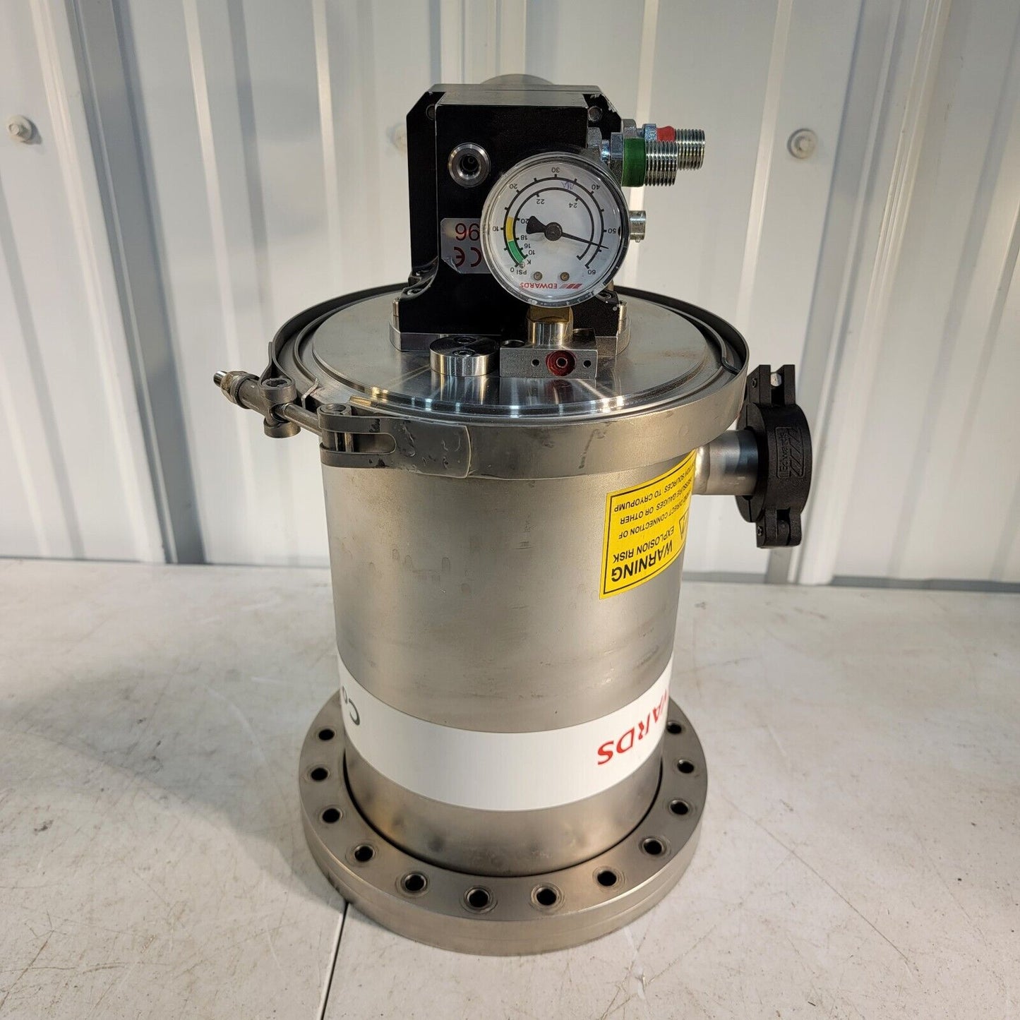 Edwards Coolstar 800 Cryogenic Ultra High Vacuum Pump 8" CF DN160CF + HVB