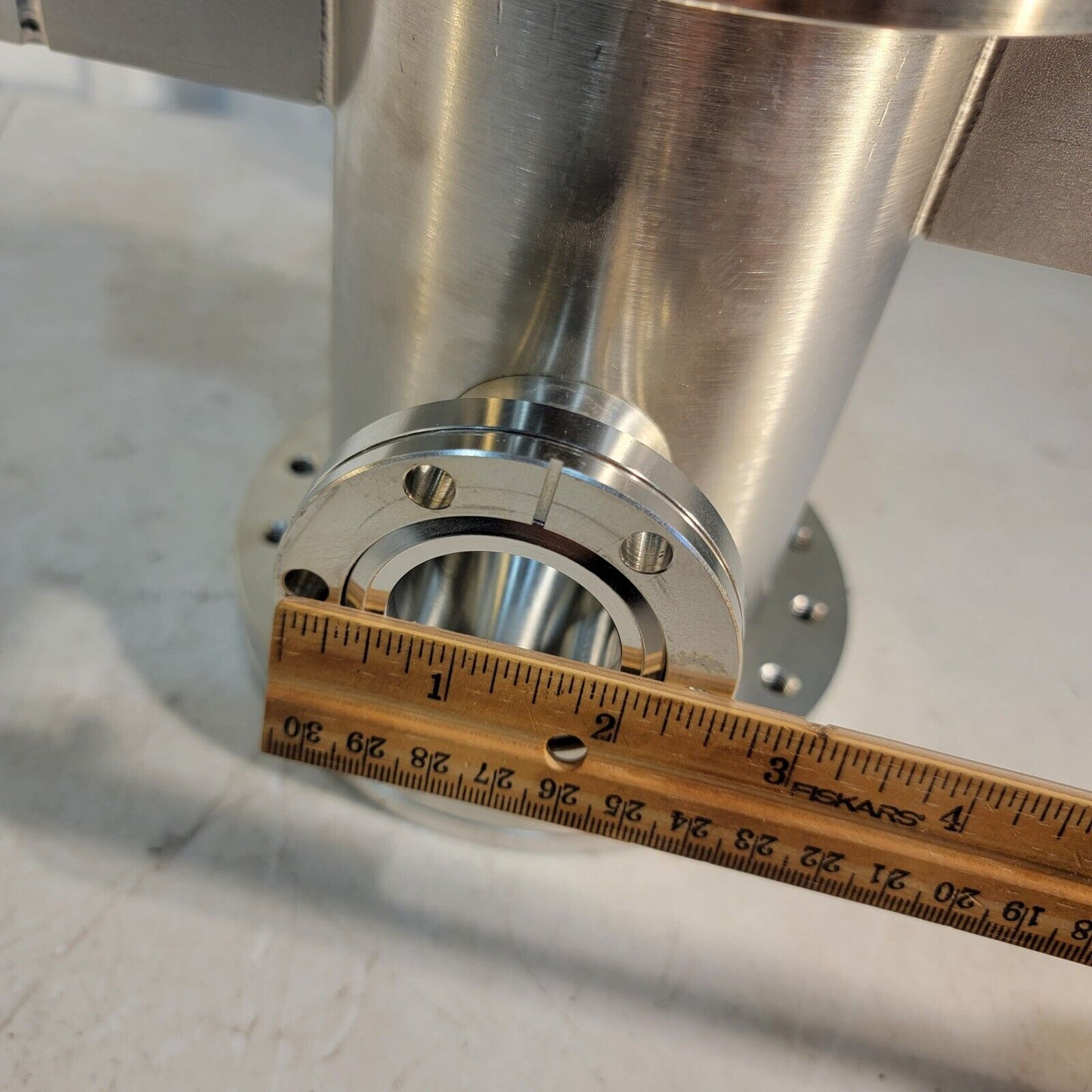 UHV 304 Stainless Steel Vacuum Chamber w/ 4 Conflat Flange Ports Varian 6" 2.75"