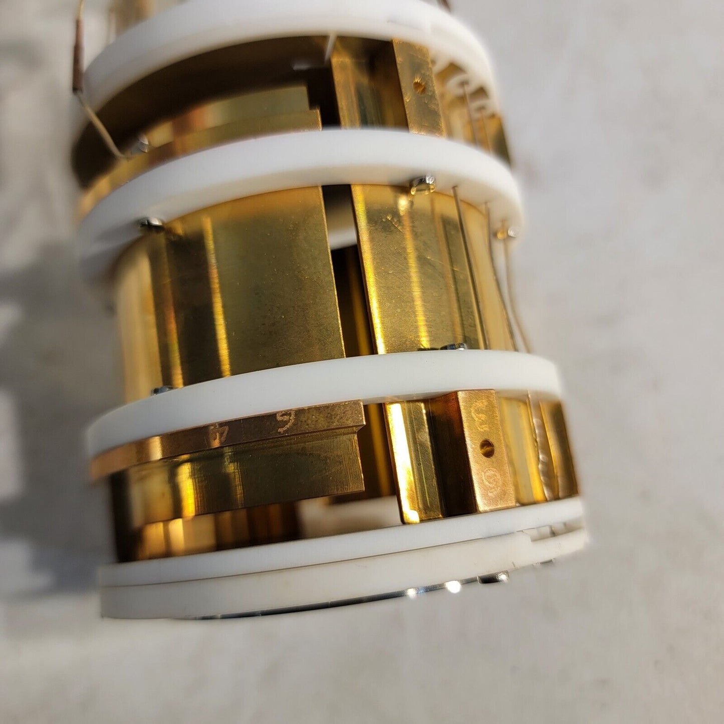 Bruker Spectrospin ICR 6" DN100CF Feedthru Detector Ion Cyclotron Spectrometer