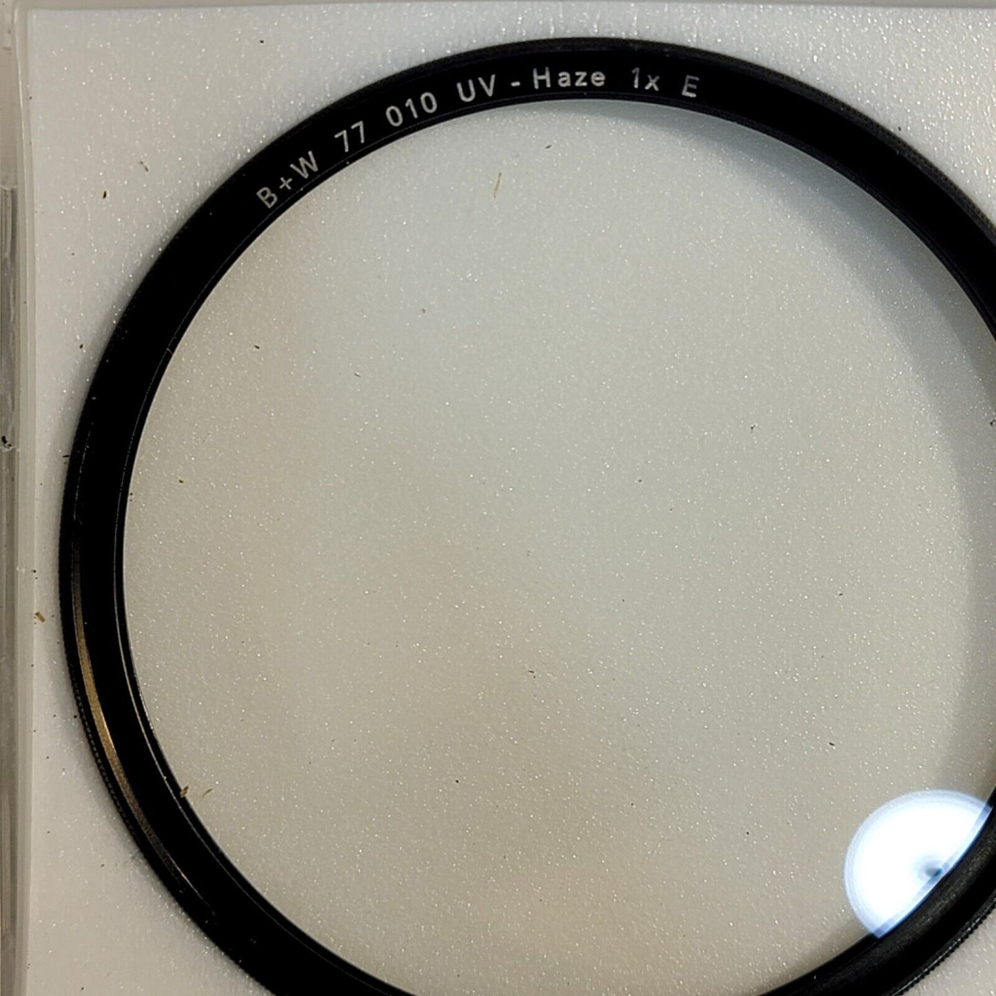 B+W 77 010 UV-Haze 1x E Filter F-Pro 77mm Filtre