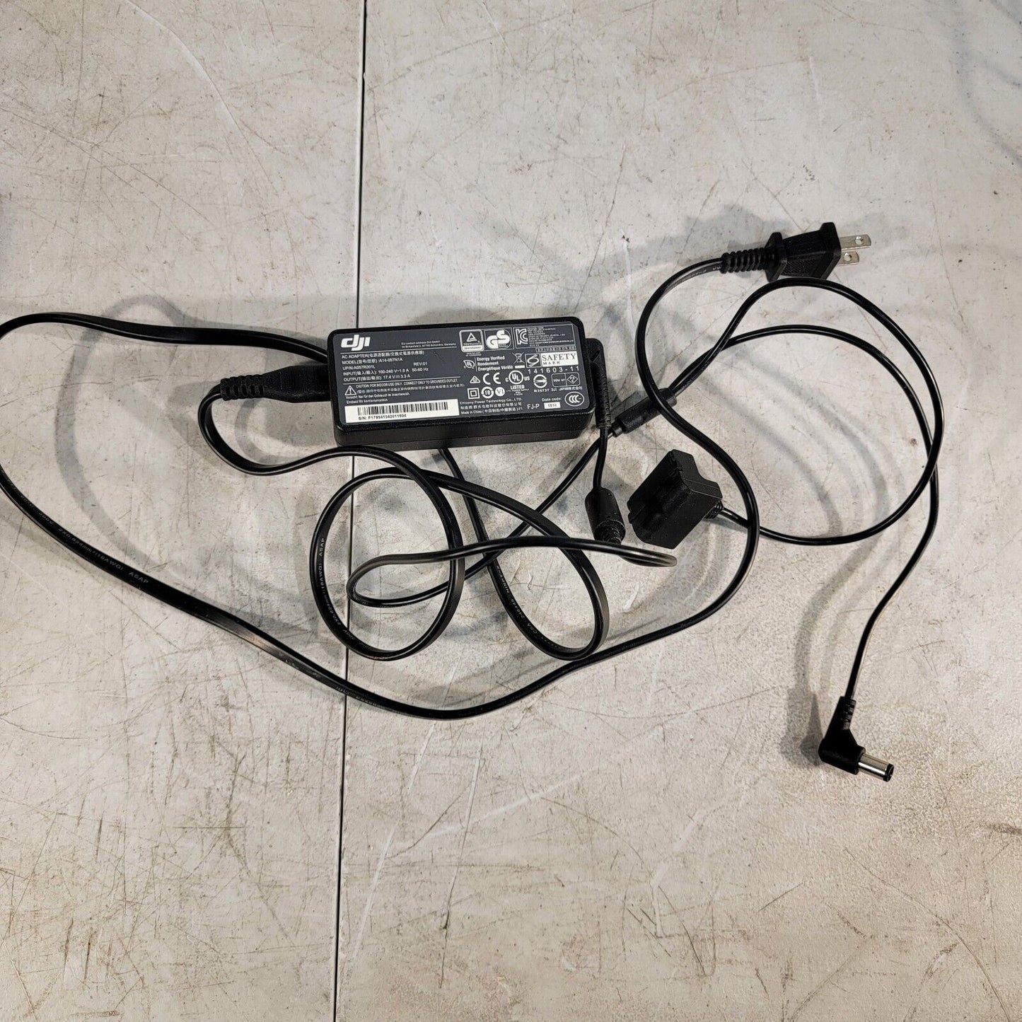 Genuine OEM DJI Phantom 3 Battery CHARGER AC POWER ADAPTER 17.4V 3.3A A14-057N1A