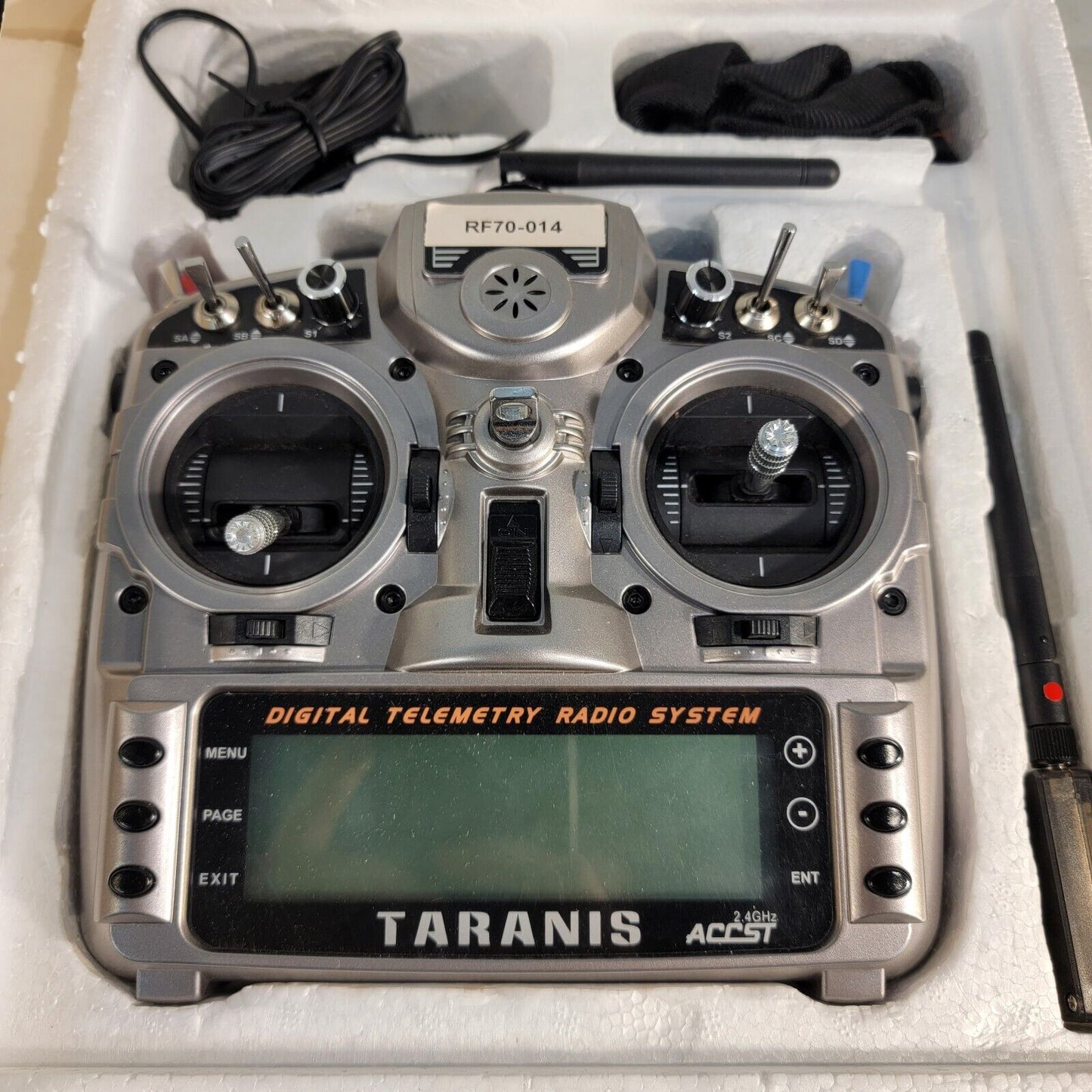 FrSky x9d Taranis X9D Plus 2.4Ghz ACCST Radio Transmitter w/ 3DR 915MHz Receiver