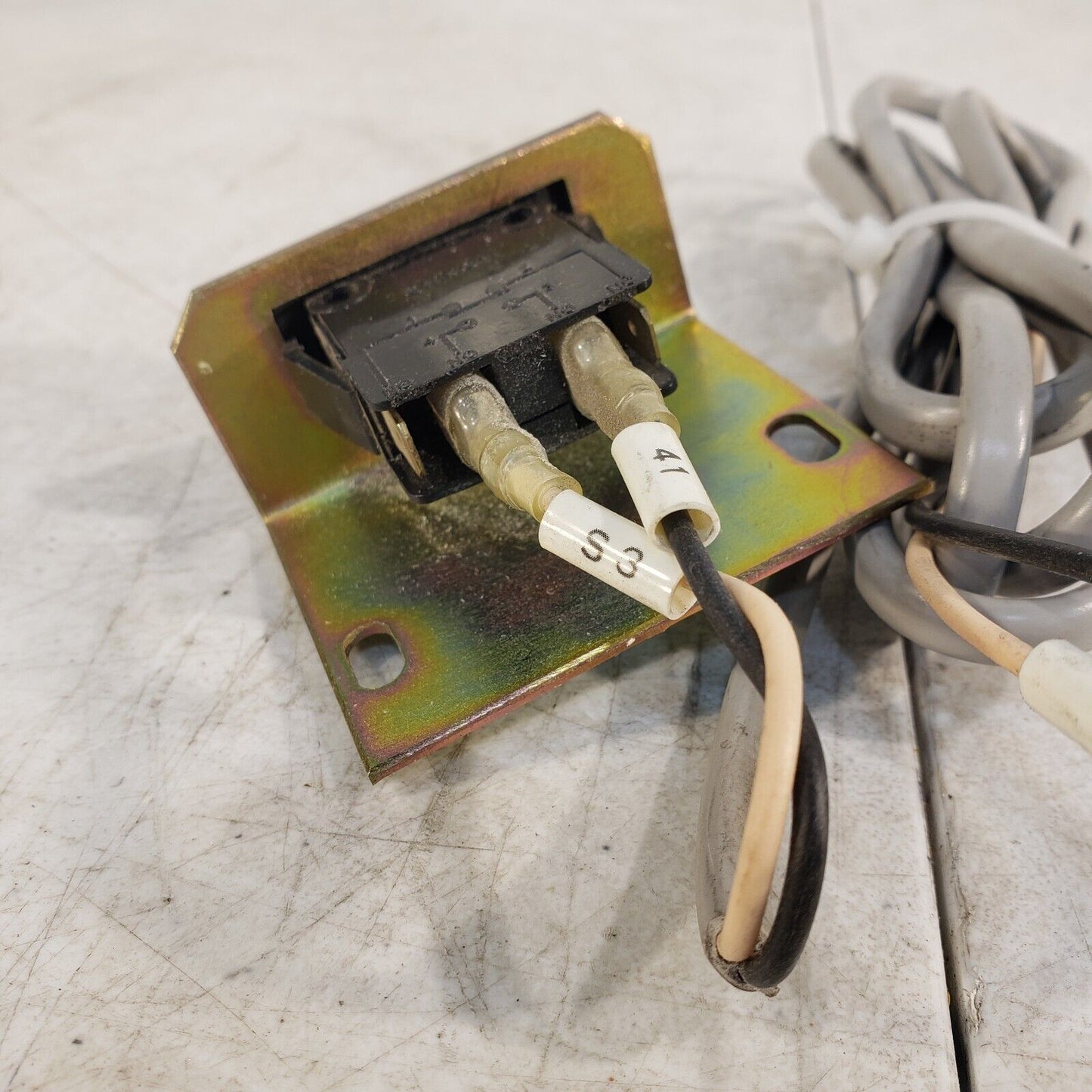 StraPack 0750-110018 Table Safety Switch LS11, For RQ-8, D2D-2100