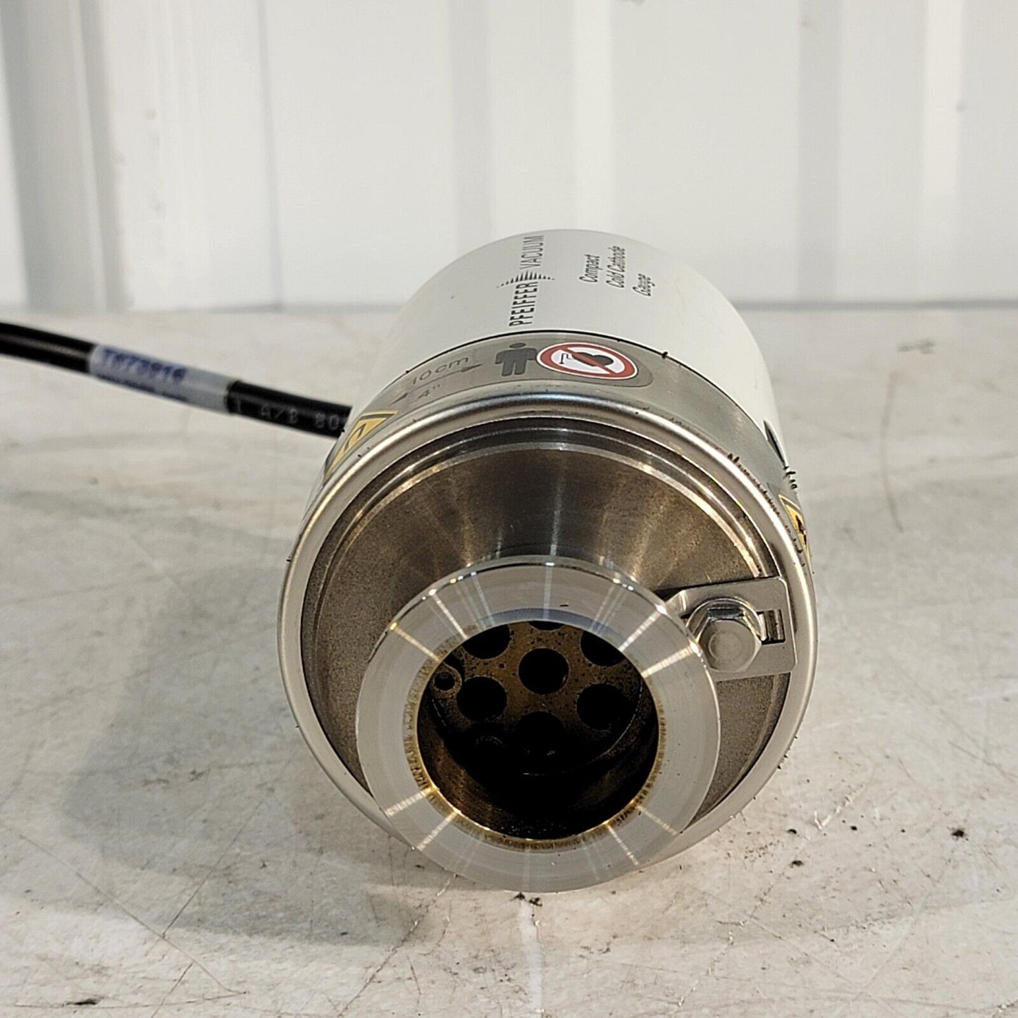 Pfeiffer Vacuum PTR25500 IKR251 Compact Cold Cathode Gauge KF25 NW25 w/ Cable