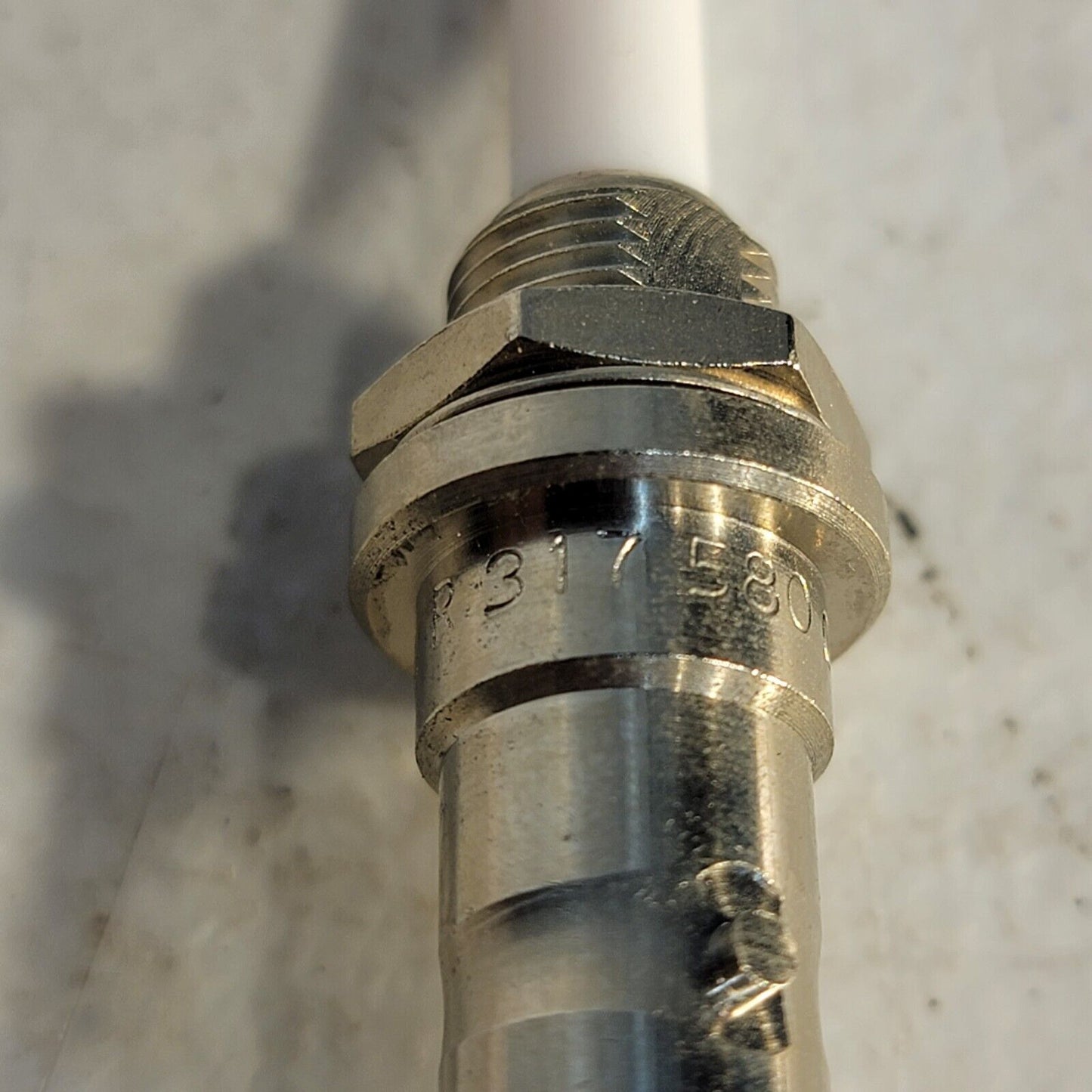 Radiall R317580000 SHV F STR BHDP SHV 10kV 2GHz Connector Socket 50Ω