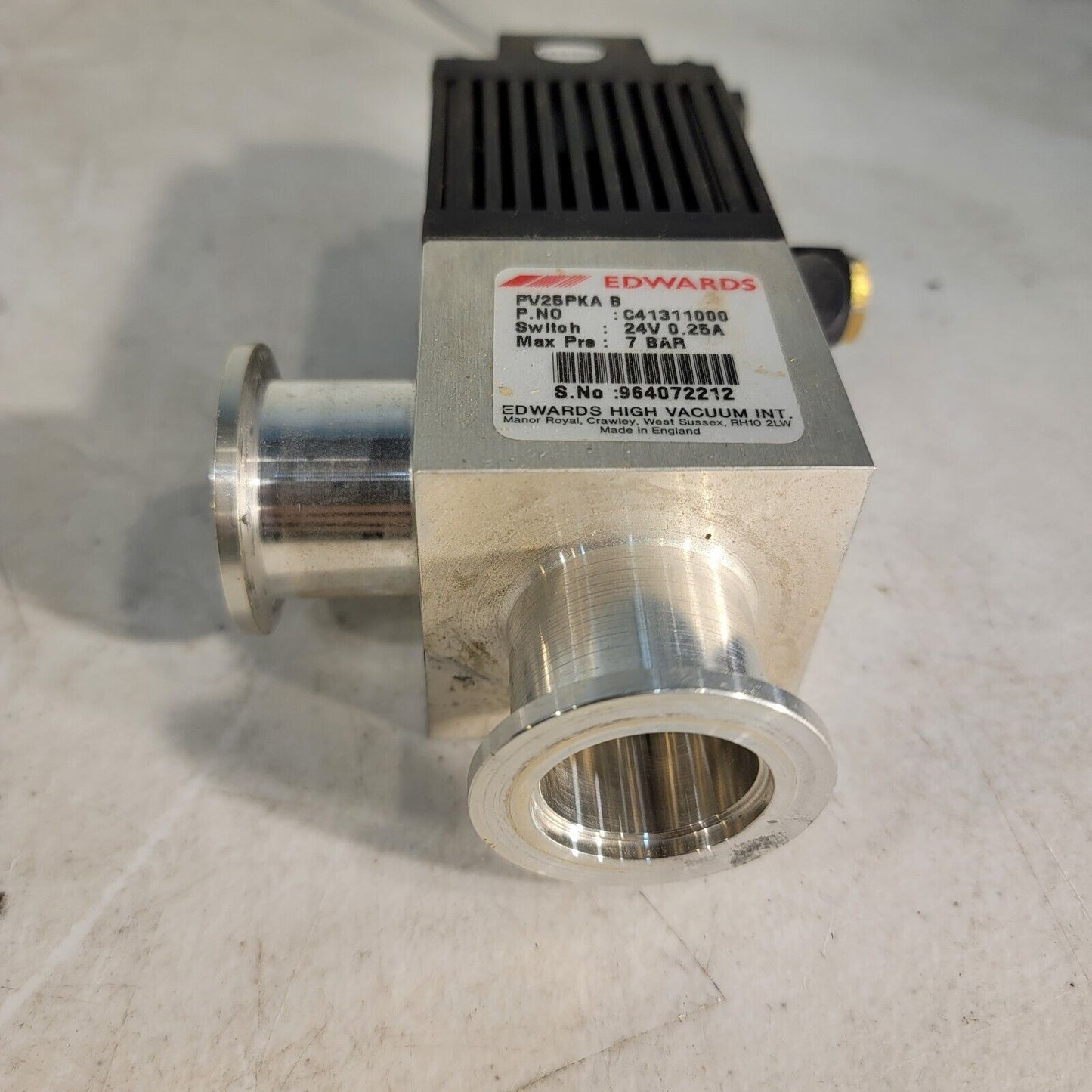 EDWARDS PV25PKA B C41311000 24V 1.25A ANGLE VALVE KF25 NW25