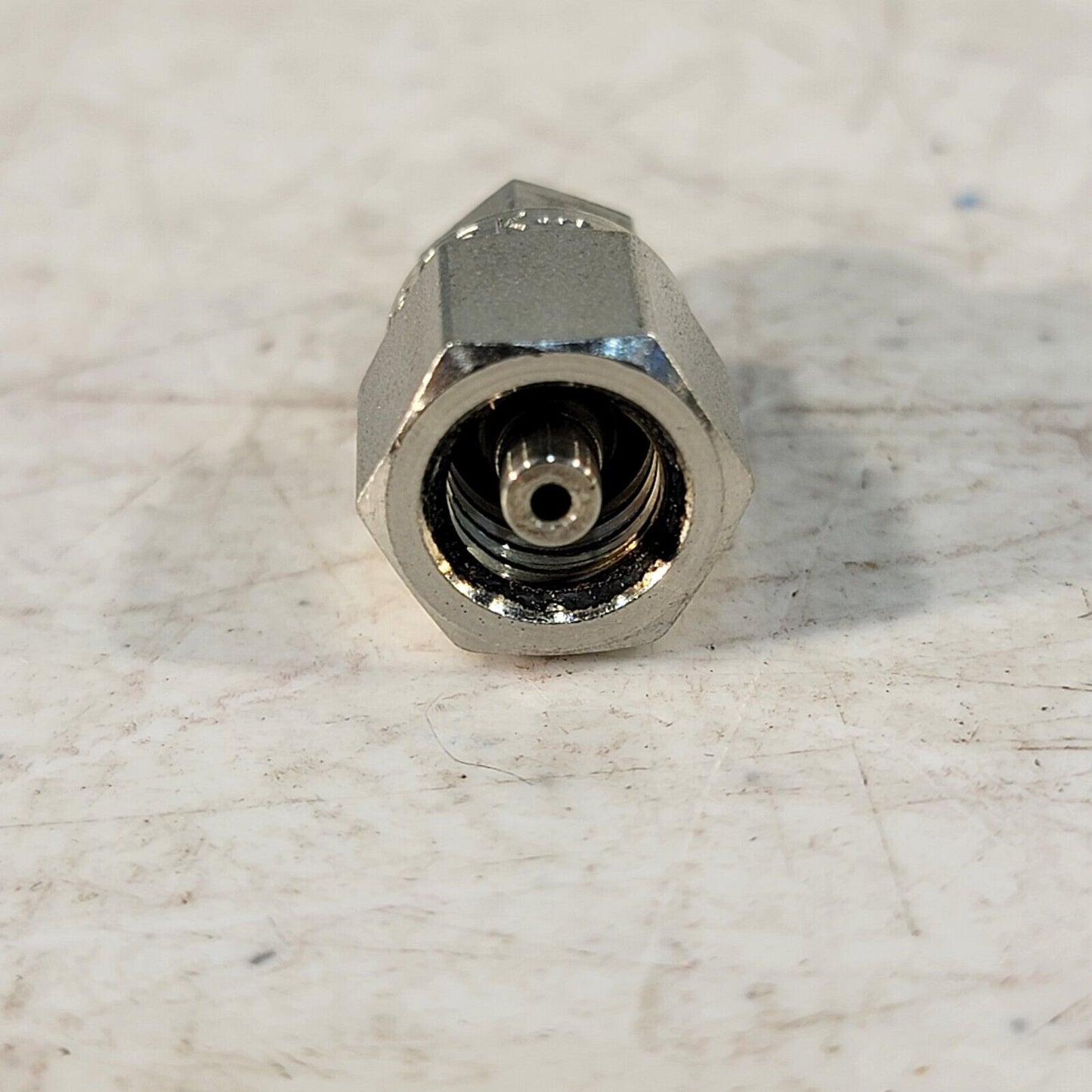 1/8" To 1/16" Female To Male Swagelok Tub Adapter Size Fitting
