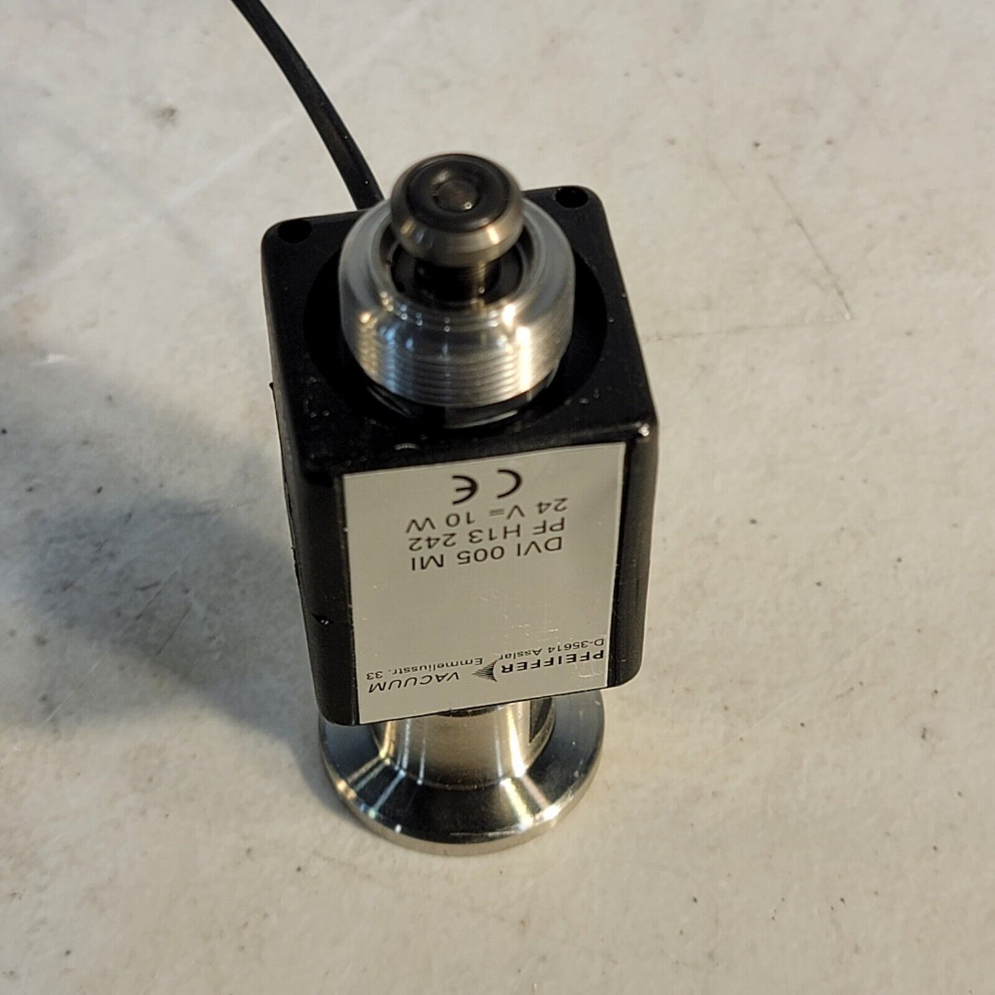 Pfeiffer DVI 005 MI High Vacuum Electric Switch Valve Solenoid KF25 NW25