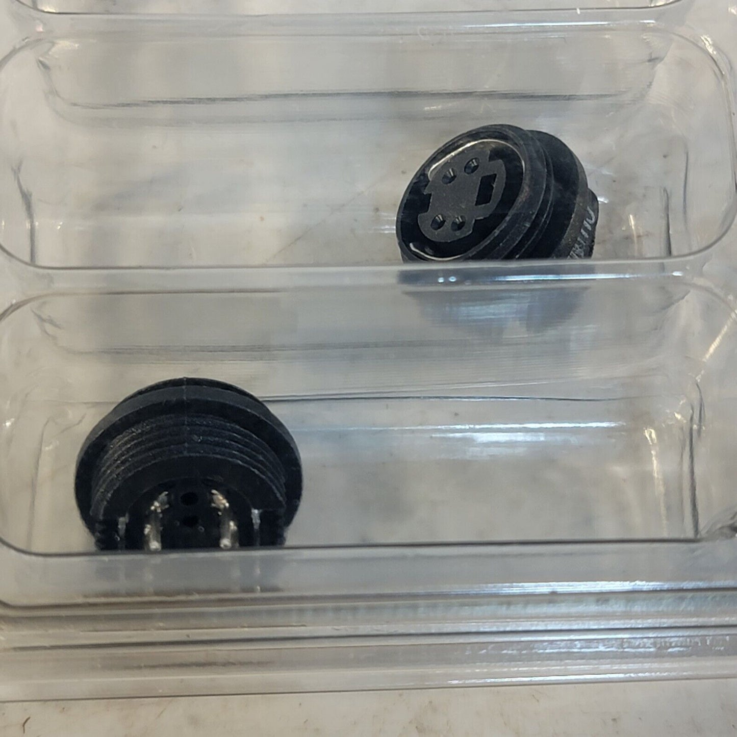 *Lot of 5* CUI DEVICES MD-40CV Circular DIN Connectors Mini Din Connectors