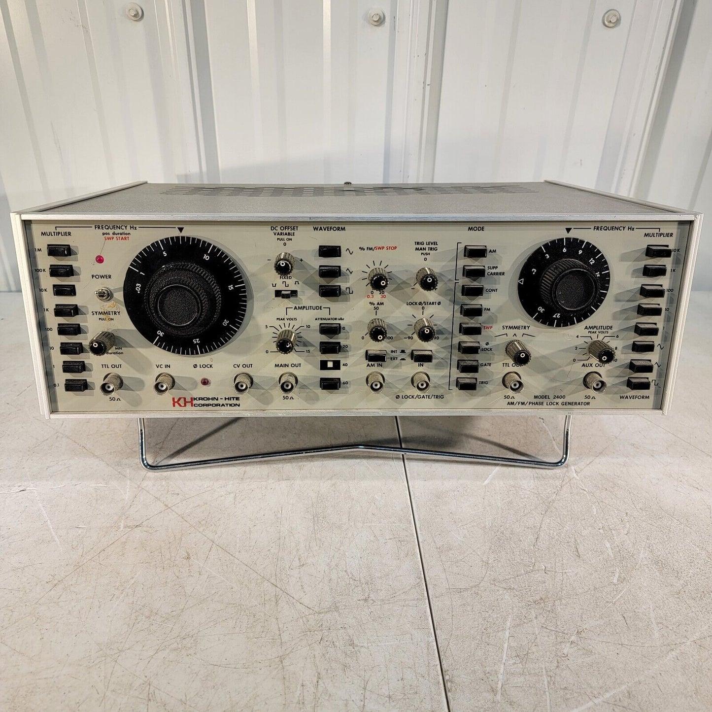 Vintage Krohn-Hite AM/FM/Phase Lock Signal Generator Sweep Frequency Source Sine