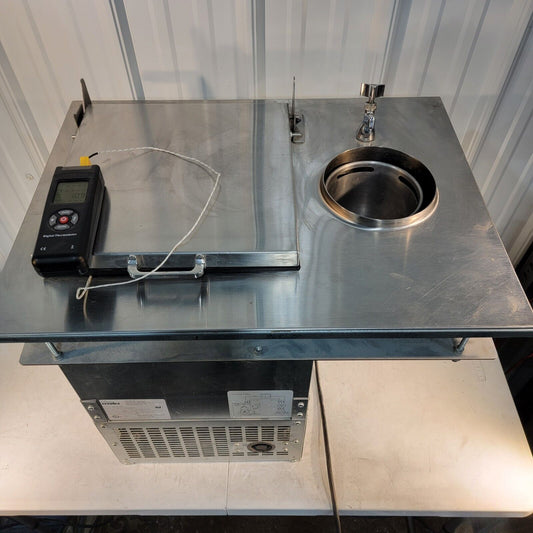 Glastender DI-FR-DW Ice Cream Freezer with Dipper Well, Drop-in, 18" x 24" Top