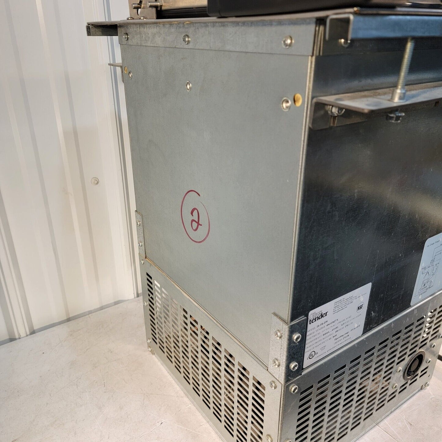 Glastender DI-FR-DW Ice Cream Freezer with Dipper Well, Drop-in, 18" x 24" Top