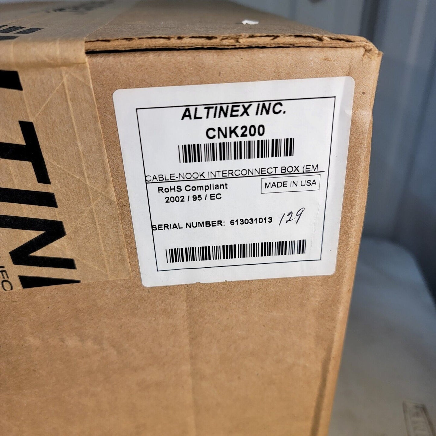 New Altinex CNK200 Cable Nook Modular Tabletop Box w/ Half Moon Lid k135