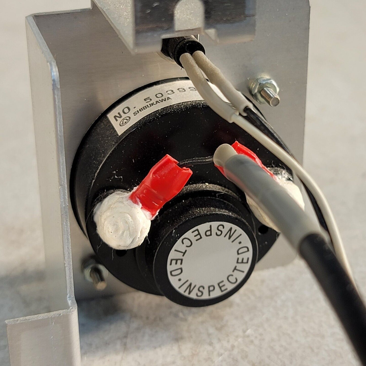 KUWANO V Meter TRM-45 0-10 Volts Shibukawa No. 503998 w/ Mounting Bracket