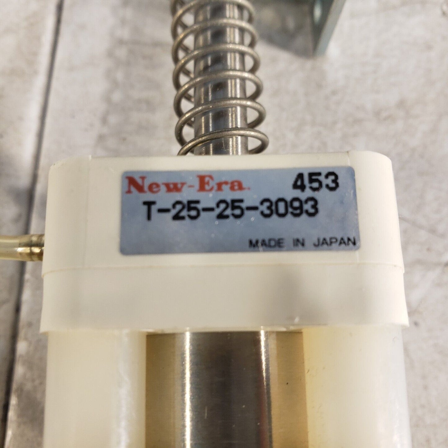 New-Era 453 T-25-25-3093 Piston Valve Seal Fluid