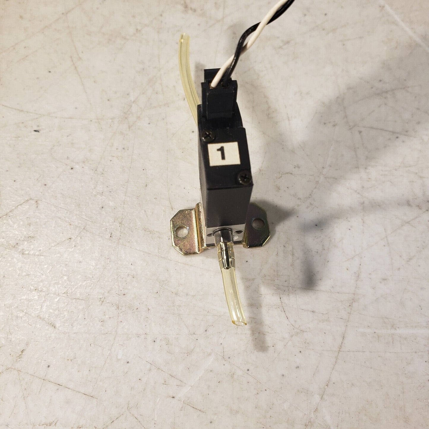 Koganei 010E1-15W Solenoid Valve 0~0.7MPa, KB63139, 12VDC