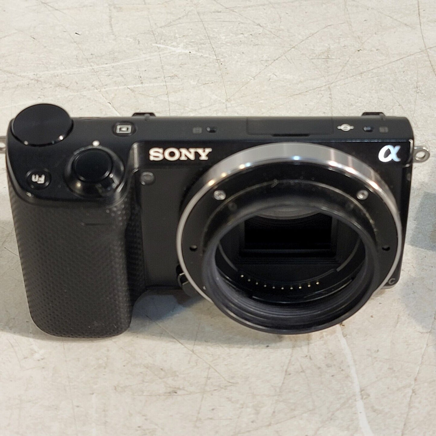 Sony Alpha NEX-5T 16.1MP E Mount Digital Camera Body, Battery, Charger, SD Card