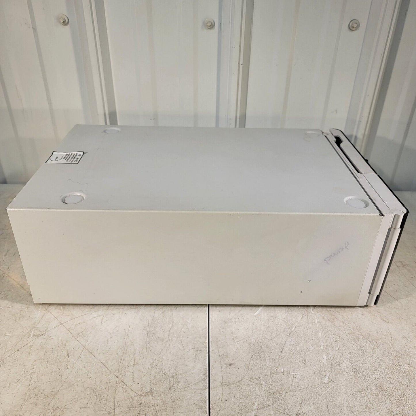 Shimadzu LC-20AT Prominence HPLC Liquid Chromatograph Pump 228-45001-32