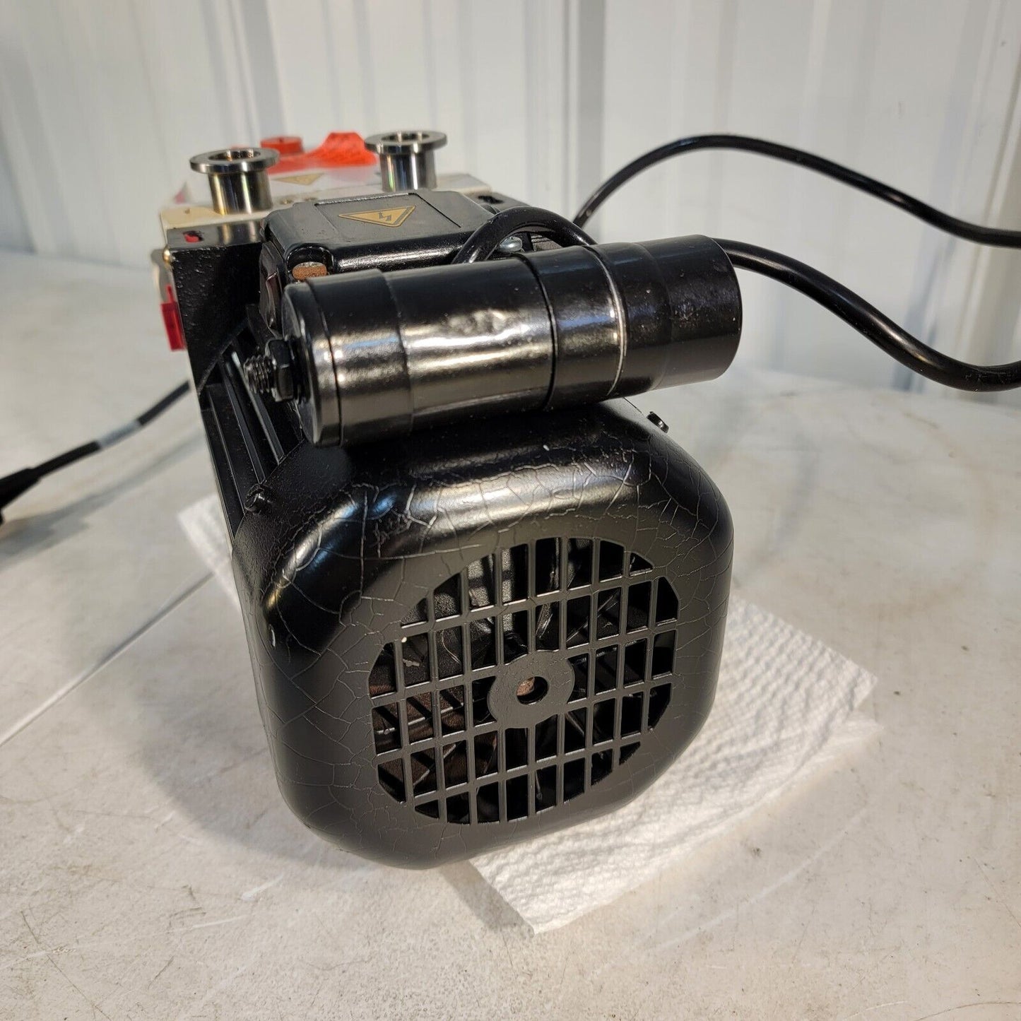 READ Pfeiffer DUO 2.5 PK D41 055 C Rotary Vane Vacuum Pump Roughing Backing Pump