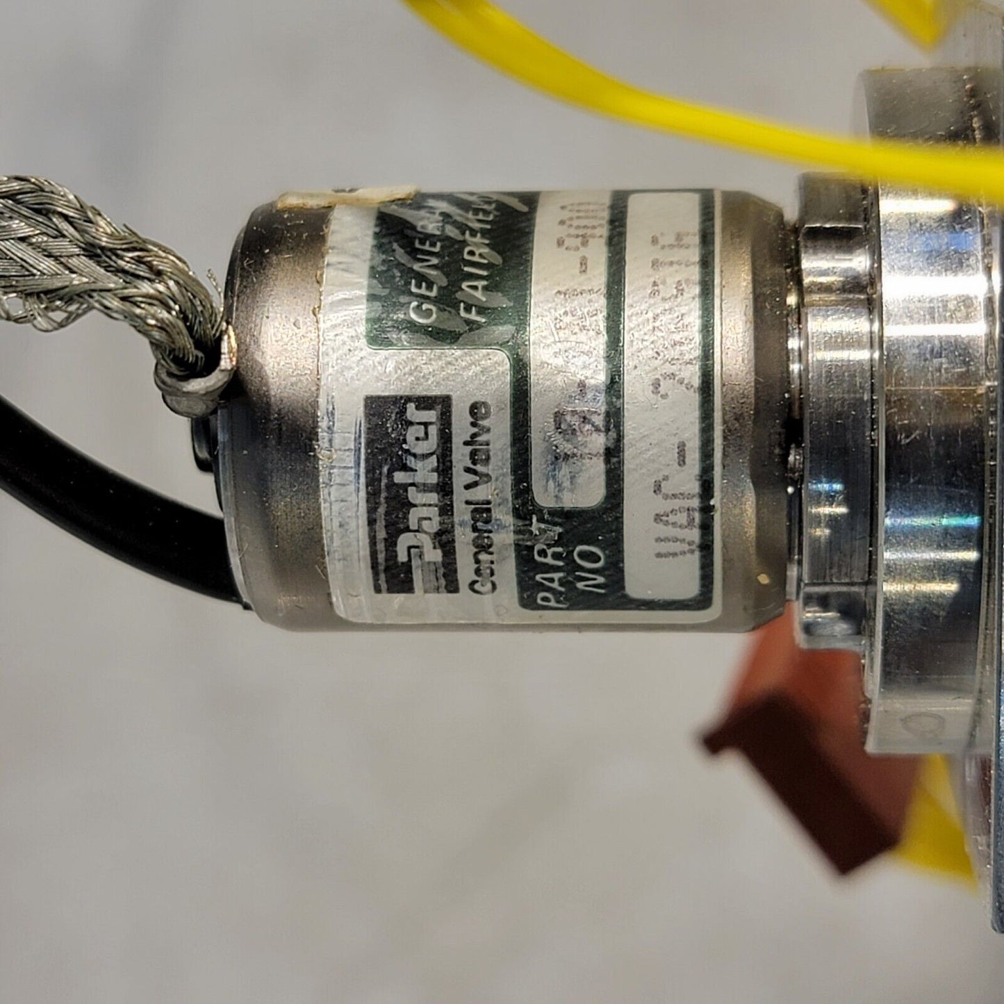 Parker 018-181-900 Miniature 4-Way Manifold Valve 24v Solenoid Vacuum-20PSI