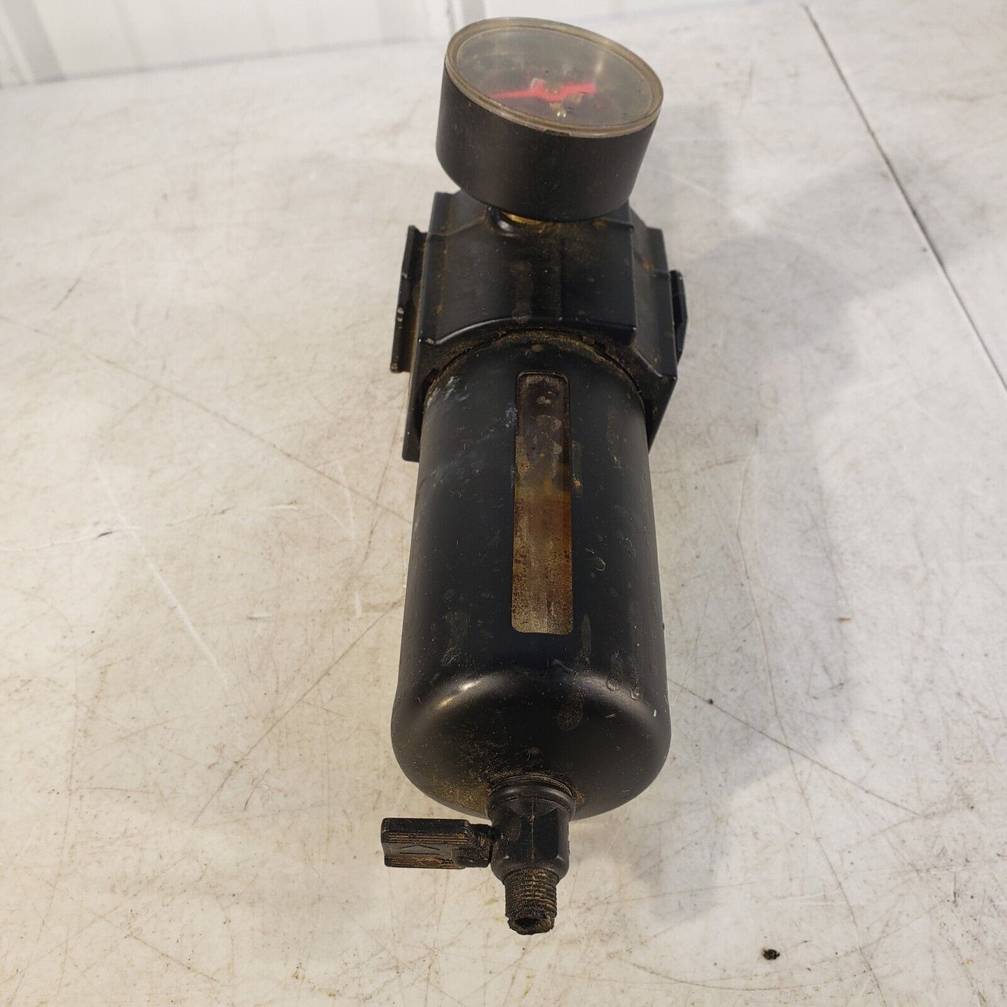 Speedaire 4ZK99 Filter/Regulator With 160 PSI Gauge