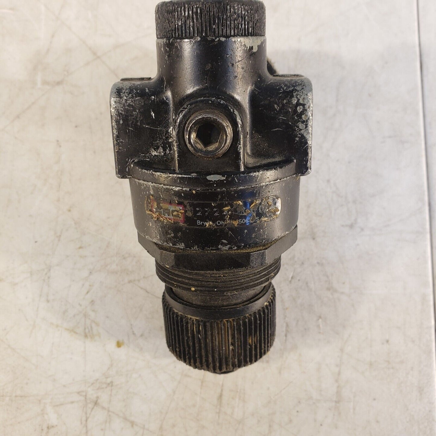 ARO 127241-000 1/2" NPT Air Pressure Regulator With 160 PSI Gauge