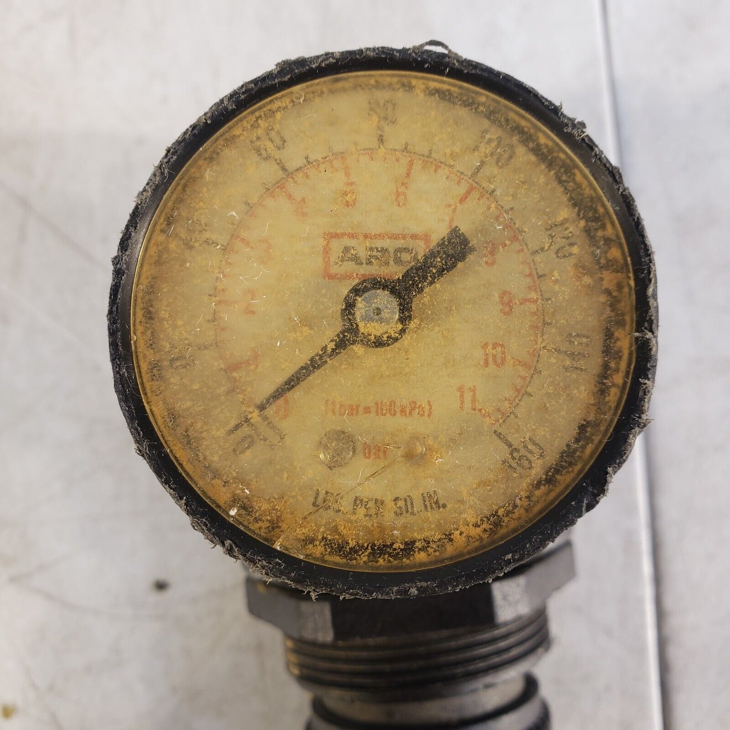 ARO 127241-000 1/2" NPT Air Pressure Regulator With 160 PSI Gauge