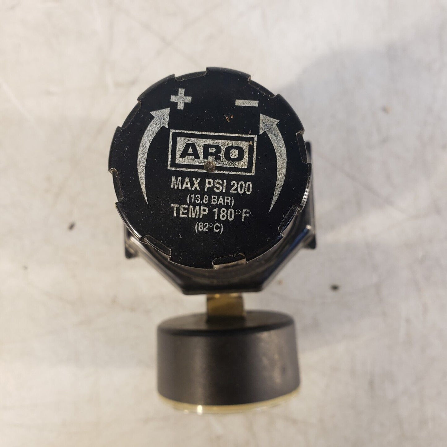 ARO R27241-100 Pneumatic Air Regulator w/ 160 PSI Gauge 1/2" NPT 200 PSI Max