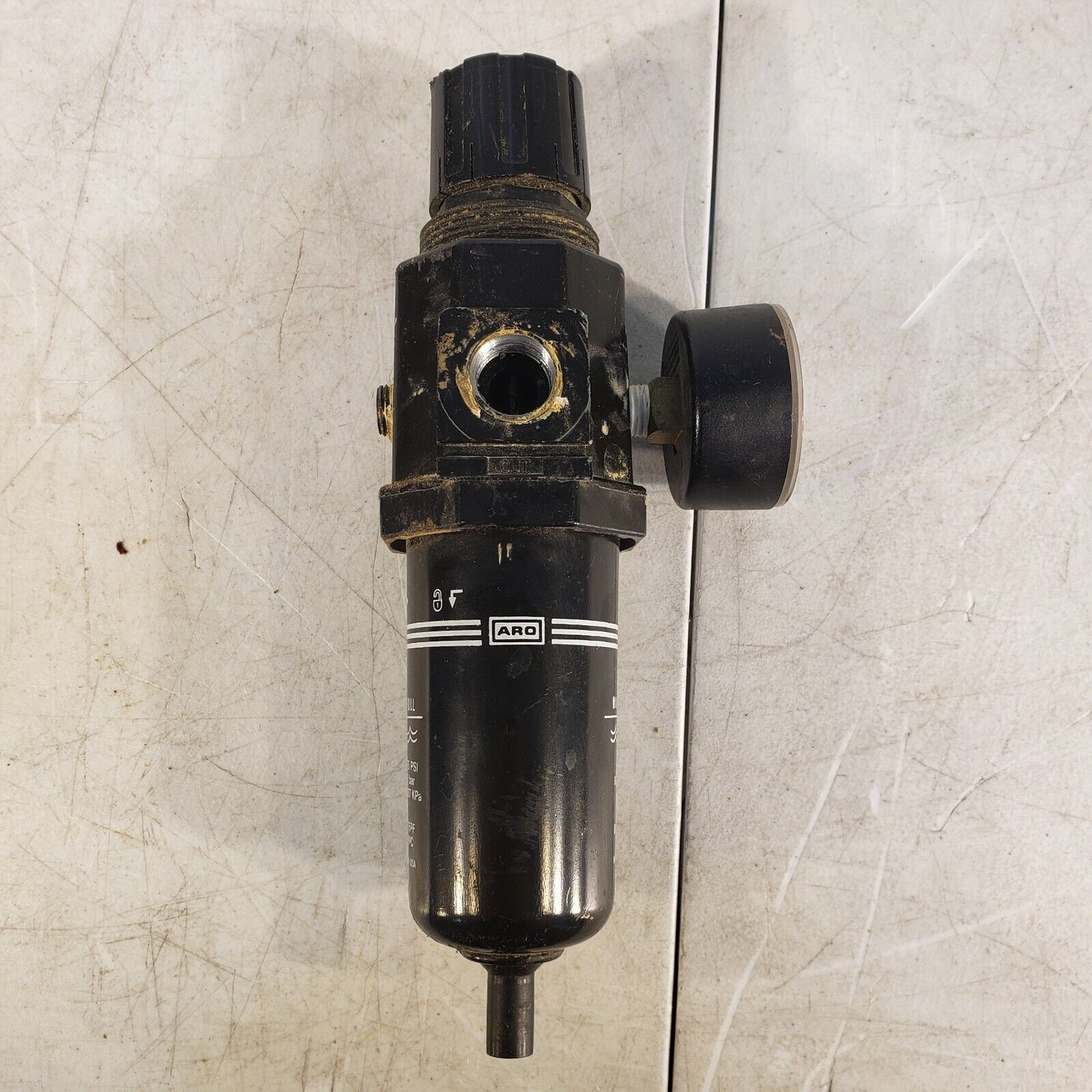ARO P29241-61 Pneumatic Filter Regulator 1/4" NPT 175PSI Max w/ 160PSI Gauge