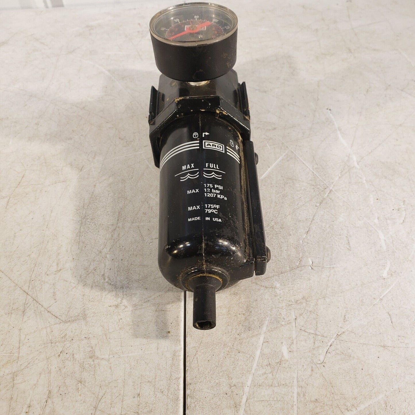 ARO P29241-61 Pneumatic Filter Regulator 1/4" NPT 175PSI Max w/ 160PSI Gauge