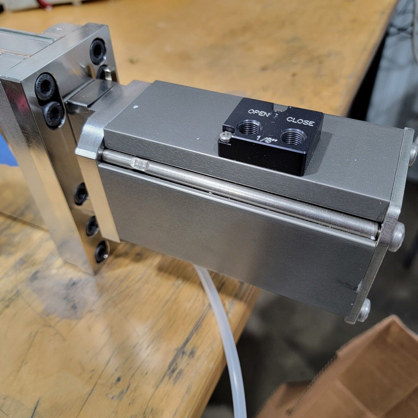 VAT Gate Valve 1/8" Port Adapter Flange for Pneumatic High Vacuum Valves