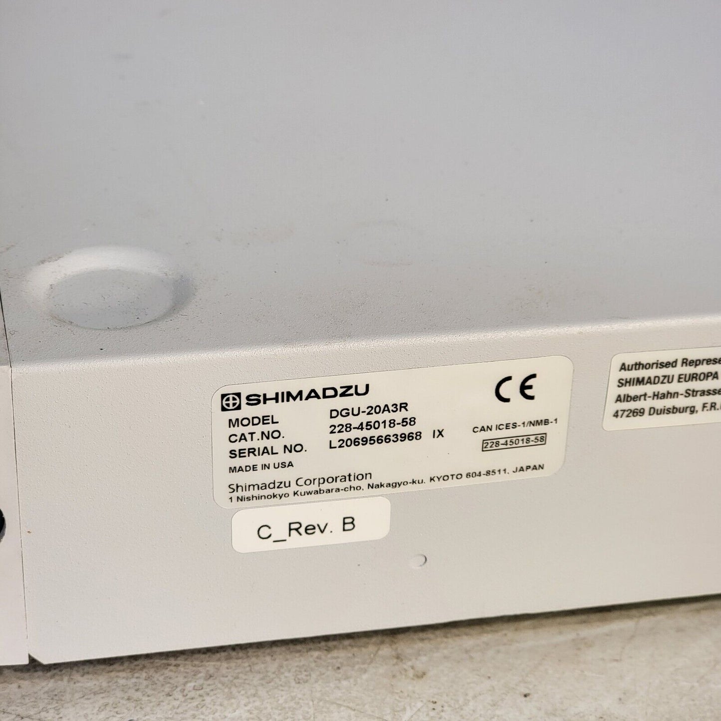 Shimadzu DGU-20A3R HPLC 3-Channel Degassing Unit 228-45018-58