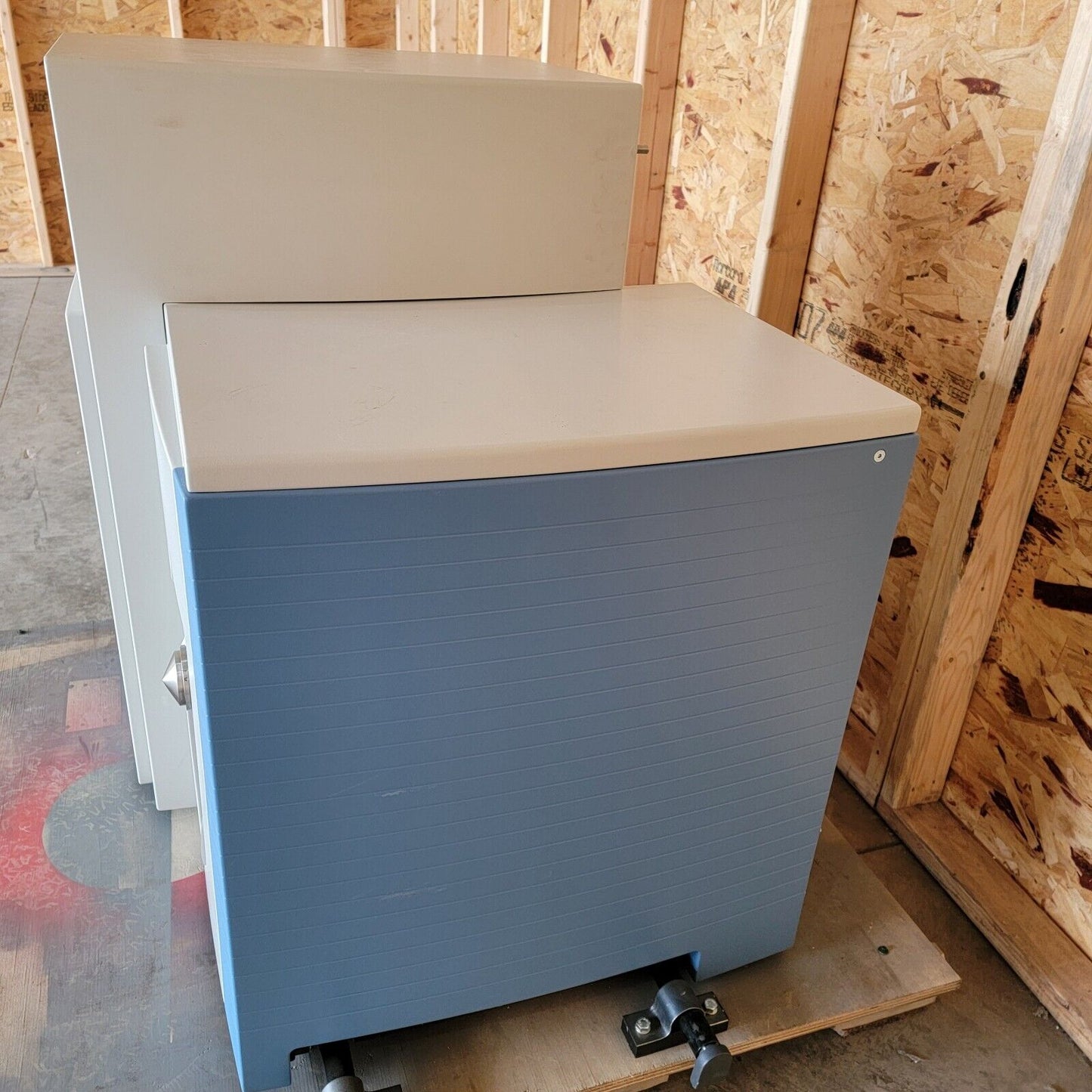 Thermo Scientific Exactive High Performance Mass Spectrometer MS w/ Vacuum Pump