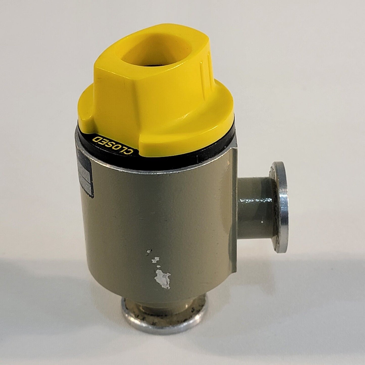 Balzers EVA-016-H 90 Degree Angle Valve NO. BPV15000 KF16 NW16 QW16 Flange