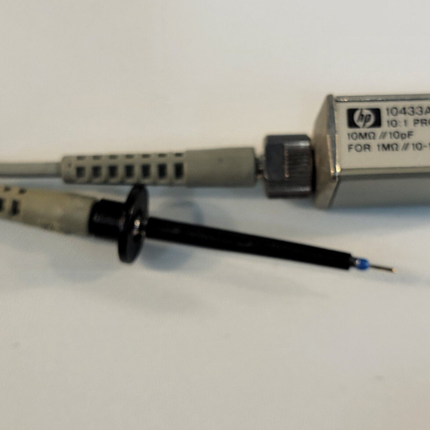 HP Hewlett Packard 10433A Oscilloscope Probe Passive 10:1, 300MHz 10MOhm 10pF