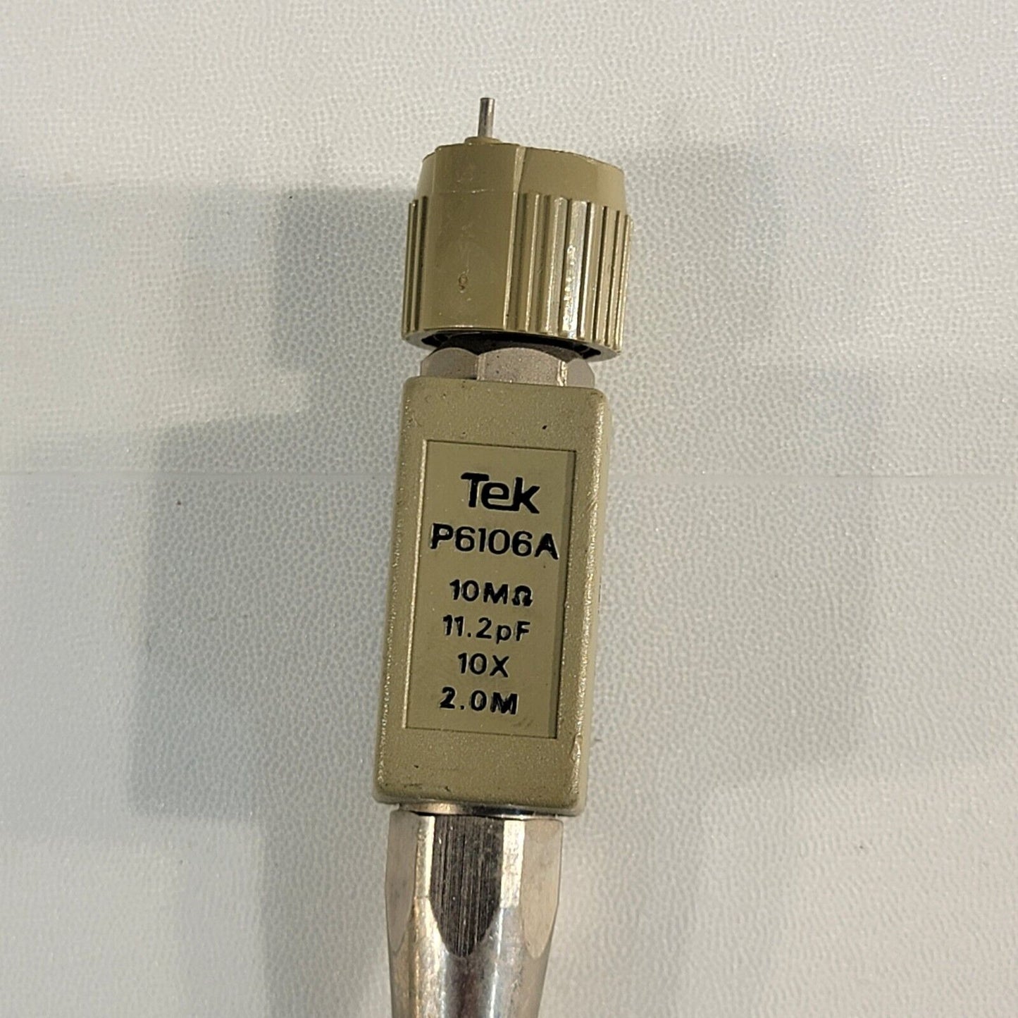 Tektronix TEK P6106A Oscilloscope Probe 10MOhm 11.2pF 10x 2.0M w/ Ground Clamp