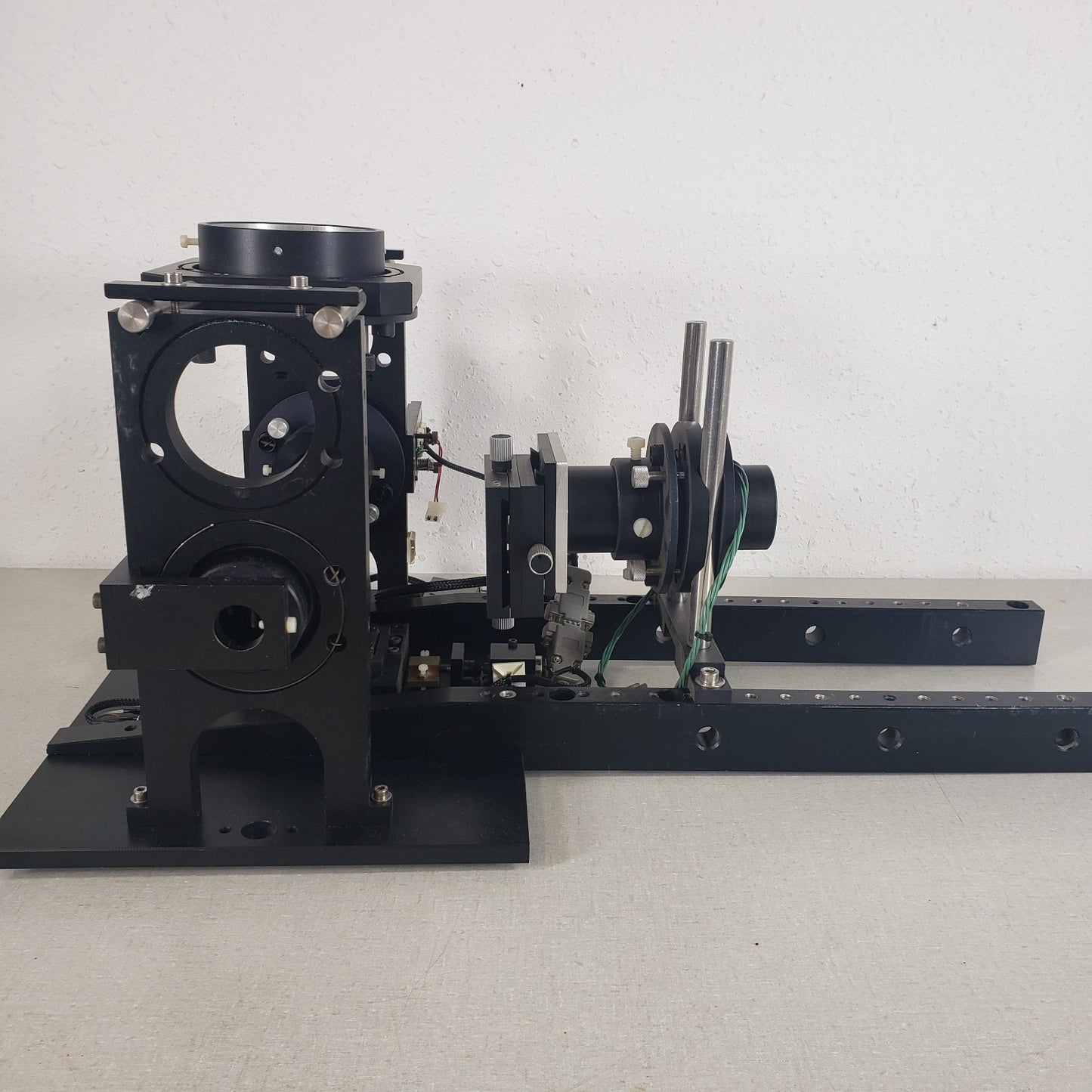 Custom 5 Way Optical Assembly Optical Adjustable Lens Mount Laboratory Equipment