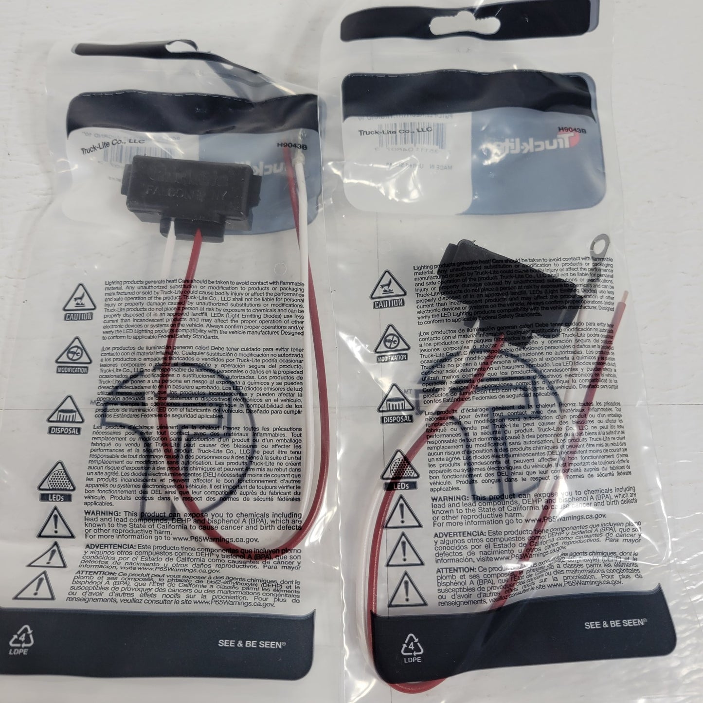 Truck-Lite 94992 PGTL-PL2 Red/White W/GRND 10" 2 Count Plugstop Tail Lamp