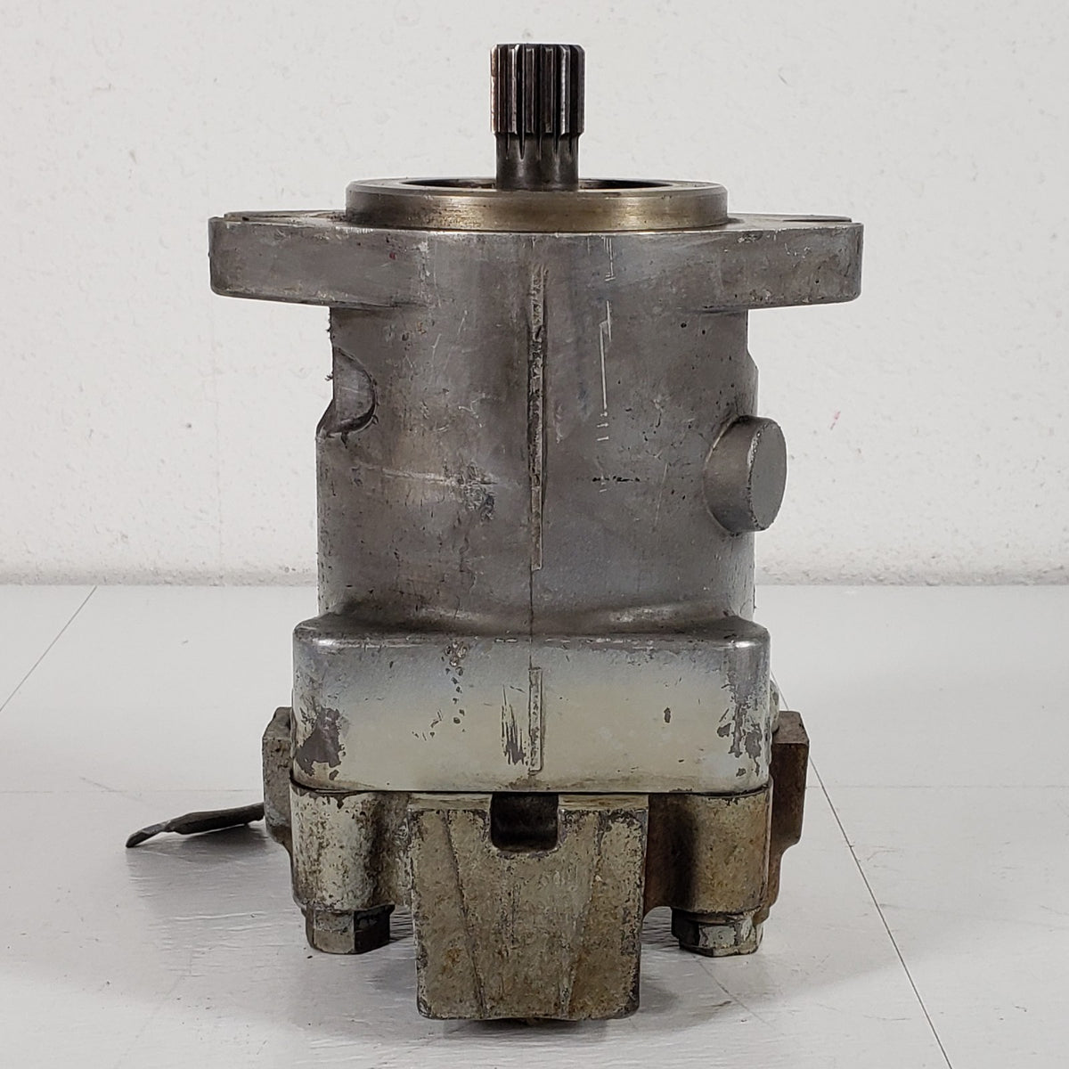 Sauer Sundstrand MMF046CAKBBBNNN M46 46cc Fixed Hydraulic Piston Motor Untested