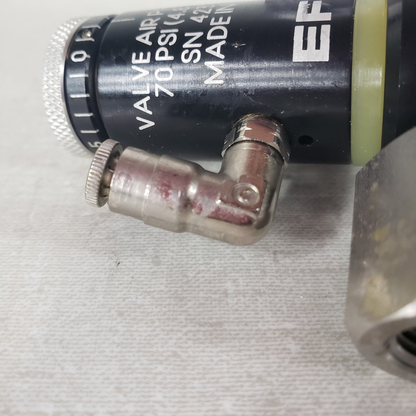 EFD 70 psi/4.8 Bar Valve Pneumatic Air Pressure Dispensing Control Valve
