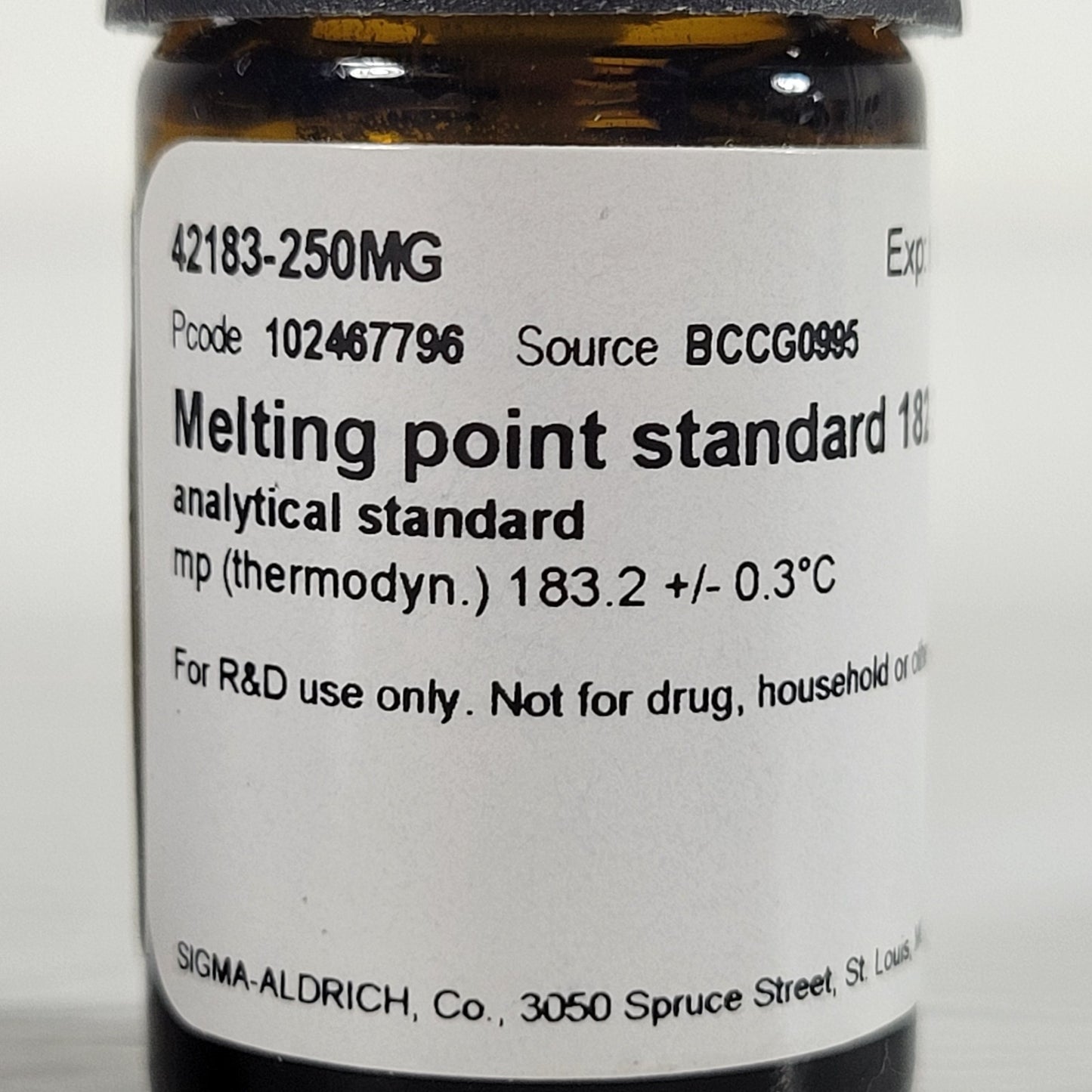 SIGMA-ALDRICH 42183-250MG Melting Point Standard 182-184 Celsius, Exp: MAY/24