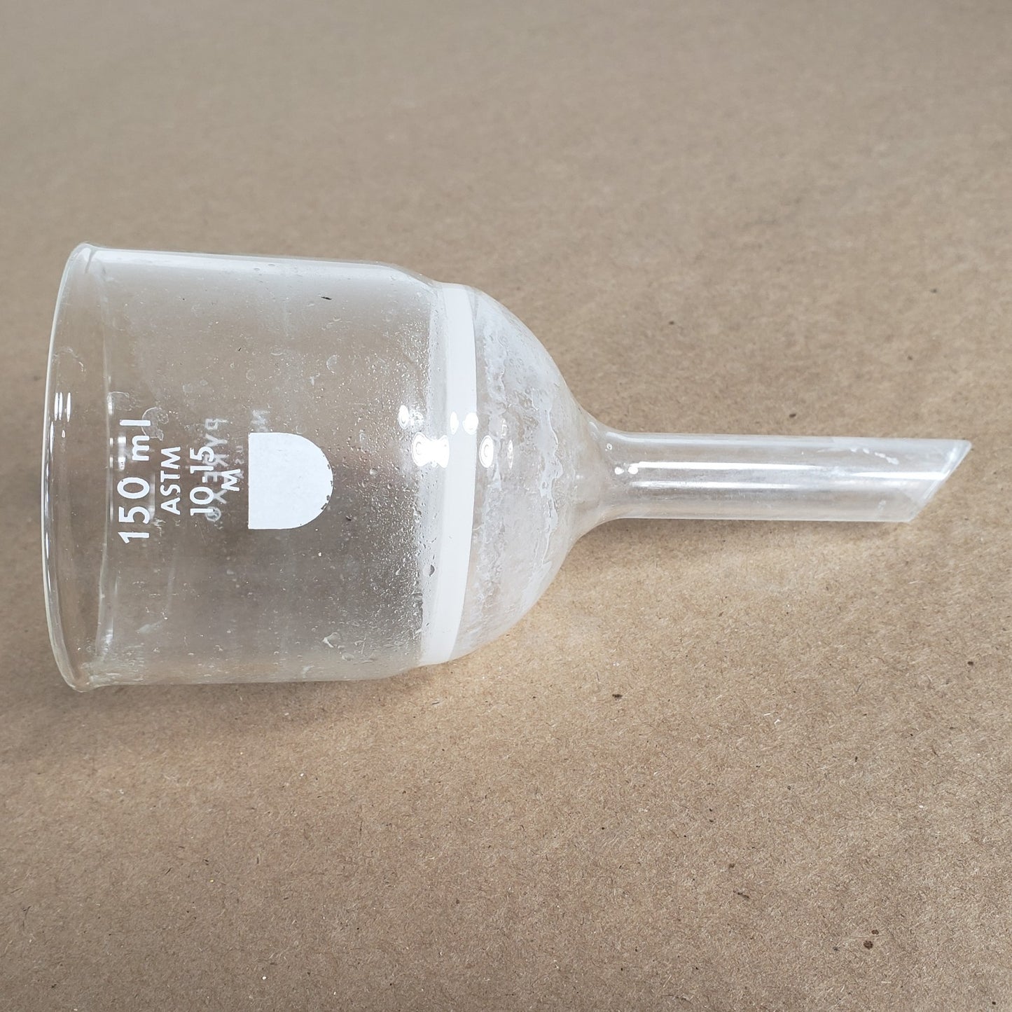 Lot Of 4 Chemglass 36060 150mL Buchner Filtration Funnels 4 total 3 Course 1 Med