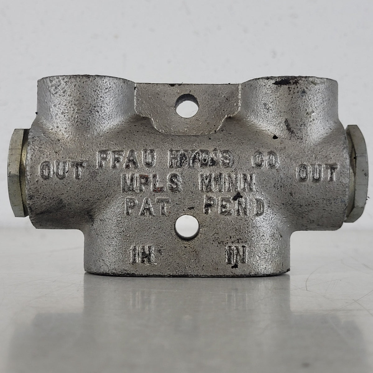 PFAU Hydraulics 401-A Dual Hydraulic Quick Coupler 4-Port Tractor Implement