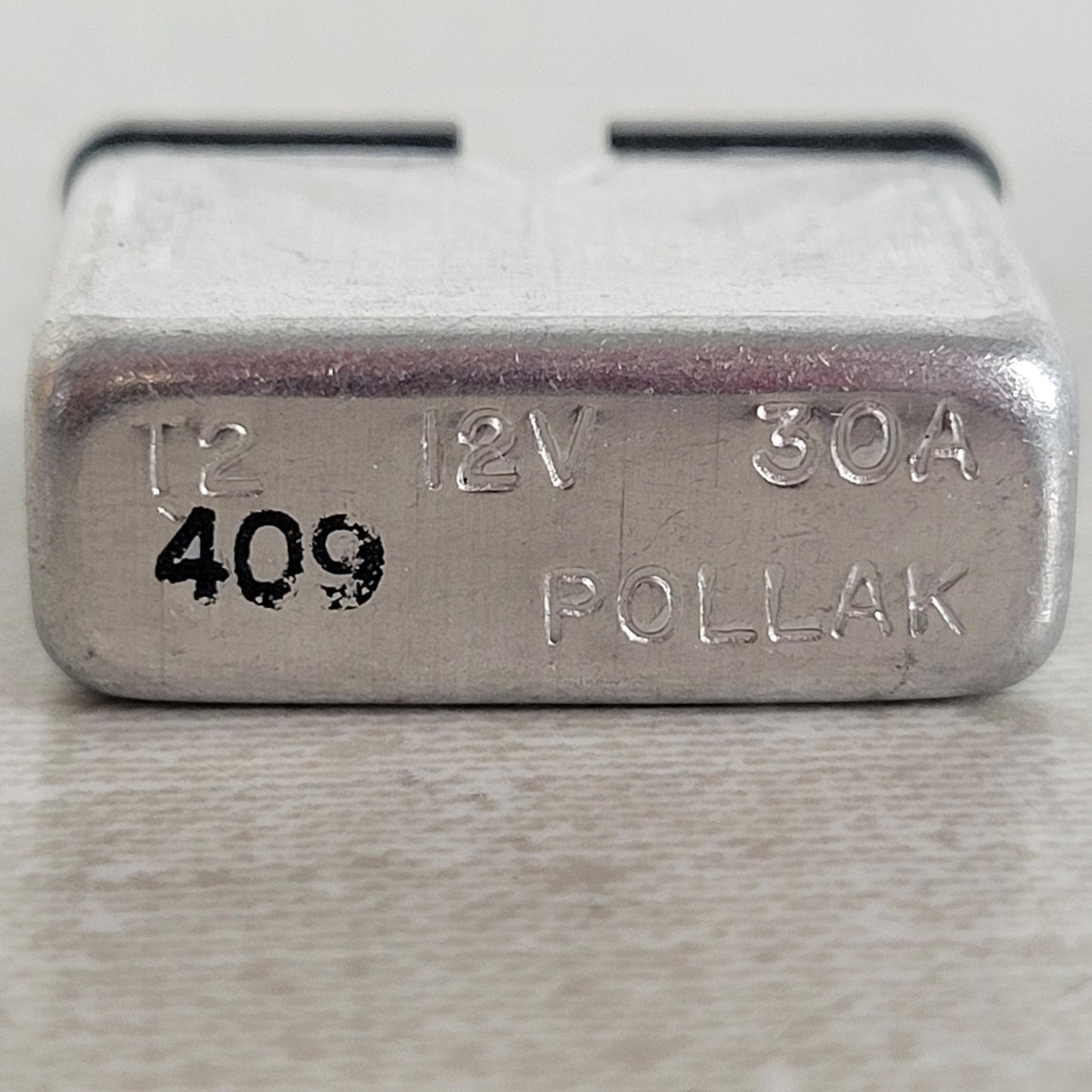 Lot of 10 Pollak T2 12V 30A Type II Auto Reset Circuit Breakers Blade Terminal