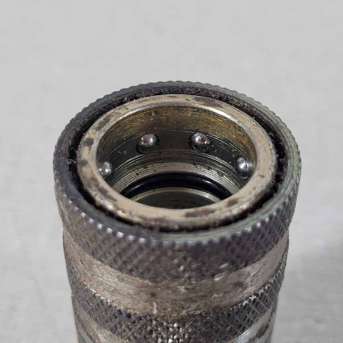 Safeway S45-3 3/8" NPT Female Hydraulic Quick Coupler 3000 PSI S40 Series