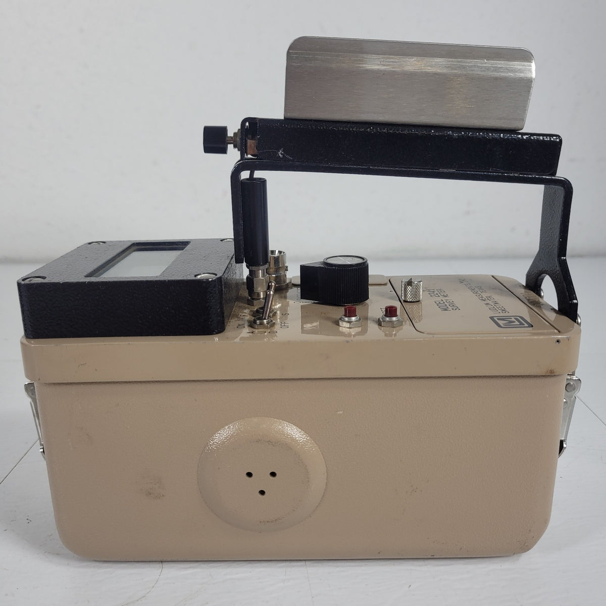 TESTED Ludlum 2241 Digital Survey Meter 44-9 Pancake GM Probe Case Cal Certs