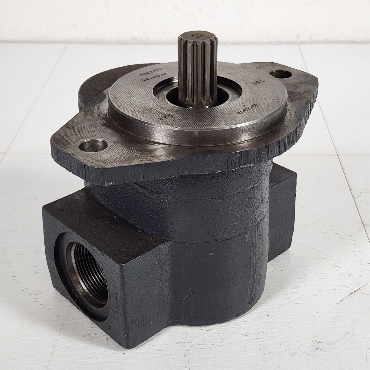 Bobcat 6686701 Single Hydraulic Gear Pump SJC S220 S250 S300 T250 T300 UNTESTED