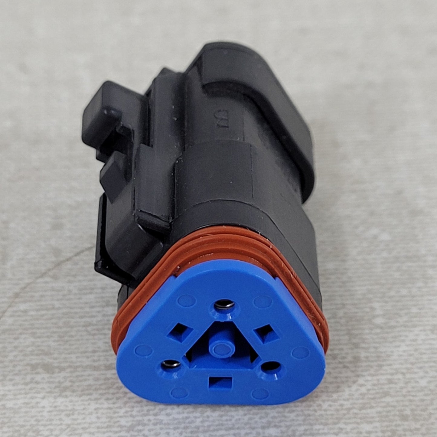 TE Connectivity DT06-3S-PP01 Deutsch DT 3-Way Plug Connector Housing
