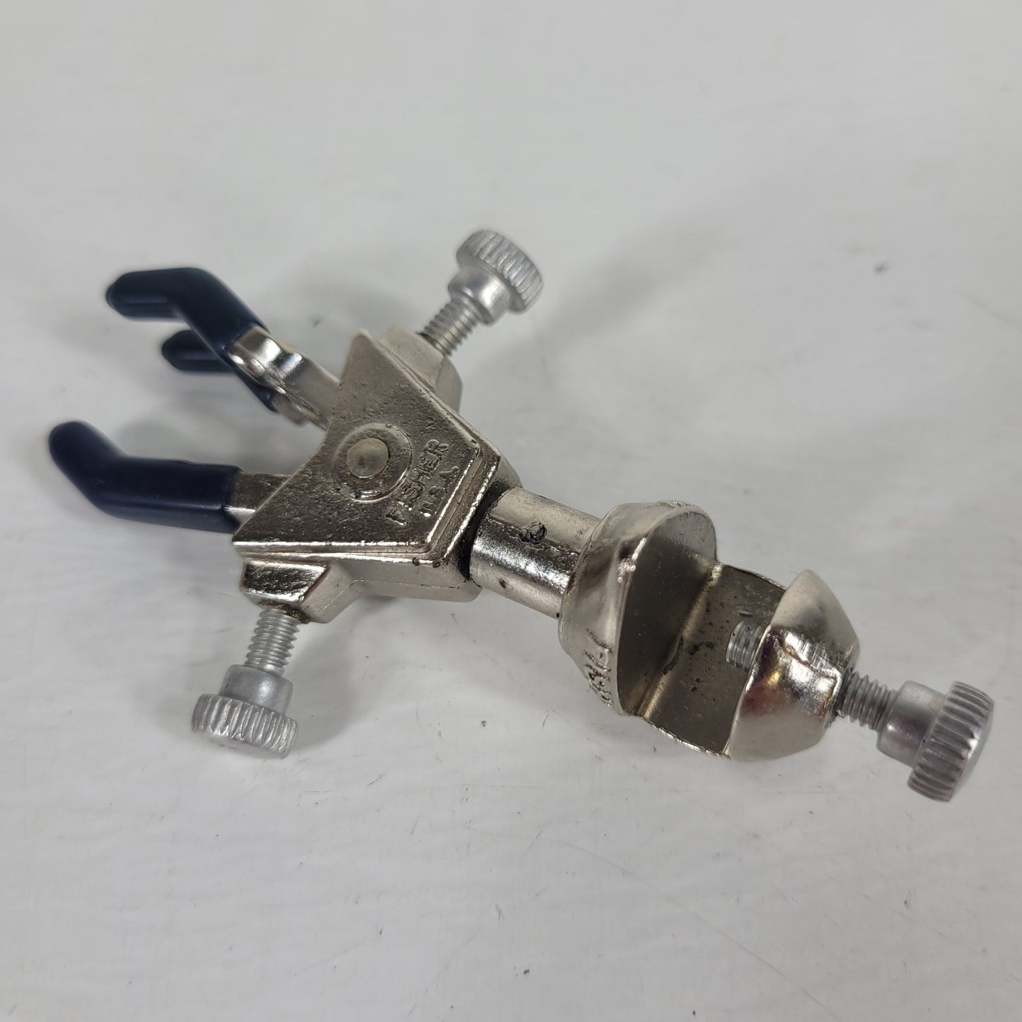Lot of 3 Fisher Assorted 3- and 2-Prong Lab Utility Clamps w/ Bosshead Holders